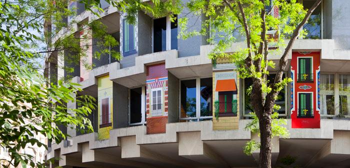 西班牙在窗戶展覽布置設(shè)計上的特點2 西班牙在窗戶展覽布置設(shè)計上的特點2