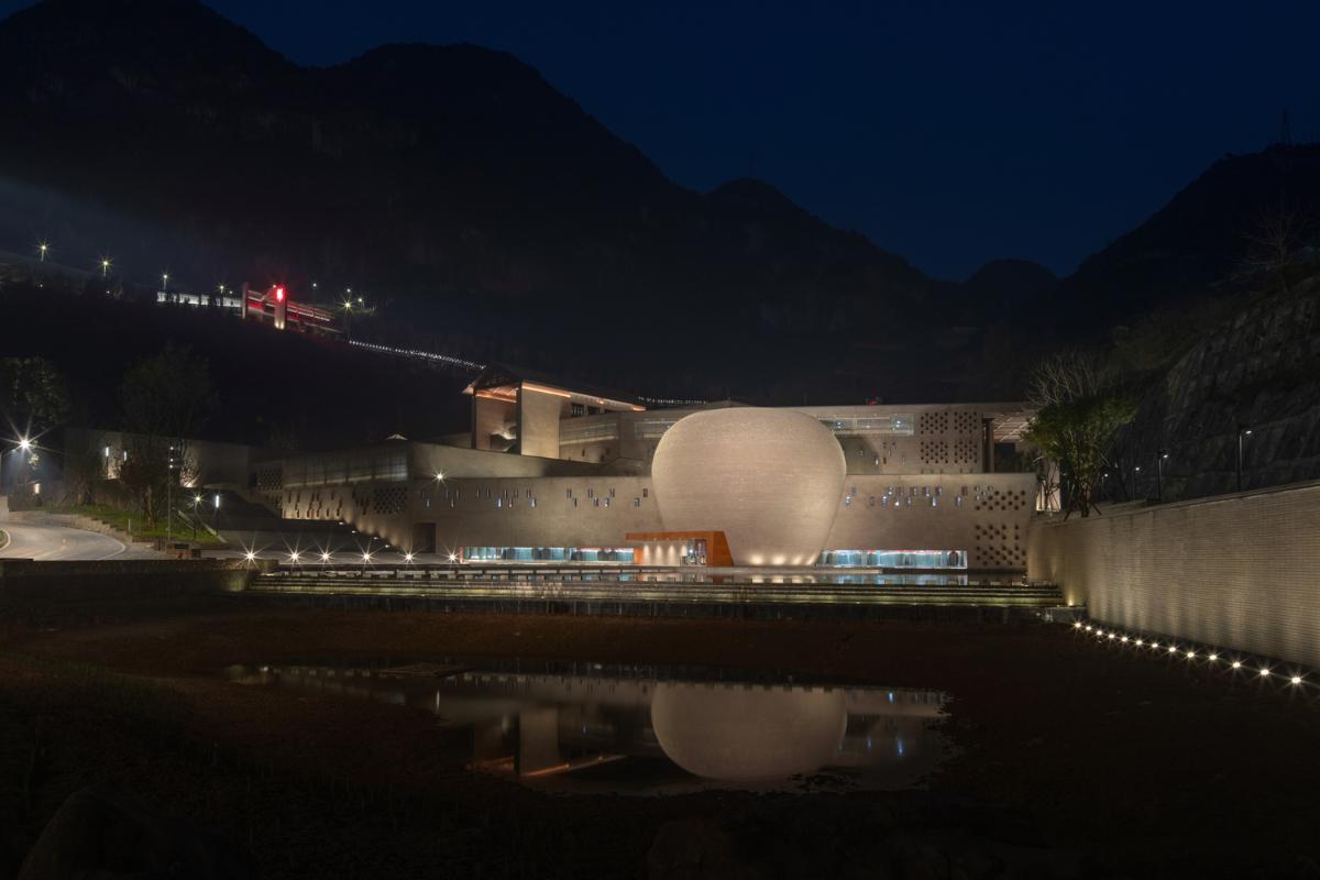 %E5%9B%BE4-%E5%AD%98%E5%9C%A8%E5%BB%BA%E7%AD%91.jpg %E5%9B%BE4-%E5%AD%98%E5%9C%A8%E5%BB%BA%E7%AD%91.jpg