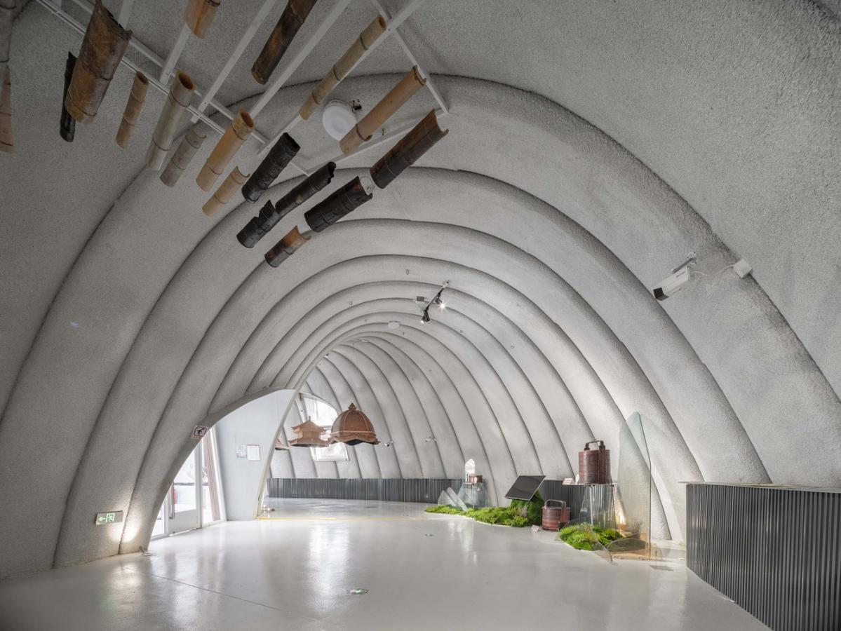 TIME4304.jpg TIME4304.jpg