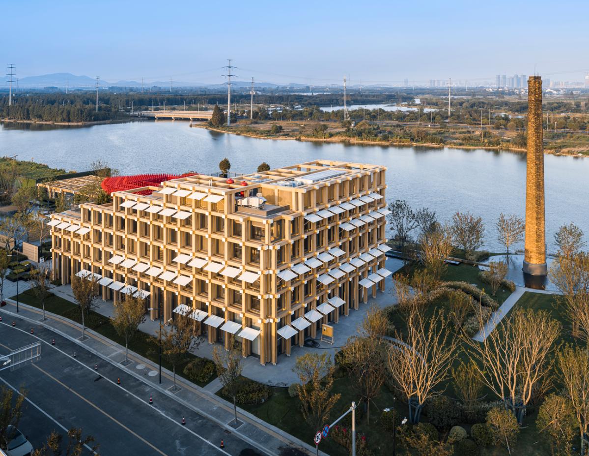 西南小鳥瞰.jpg 西南小鳥瞰.jpg