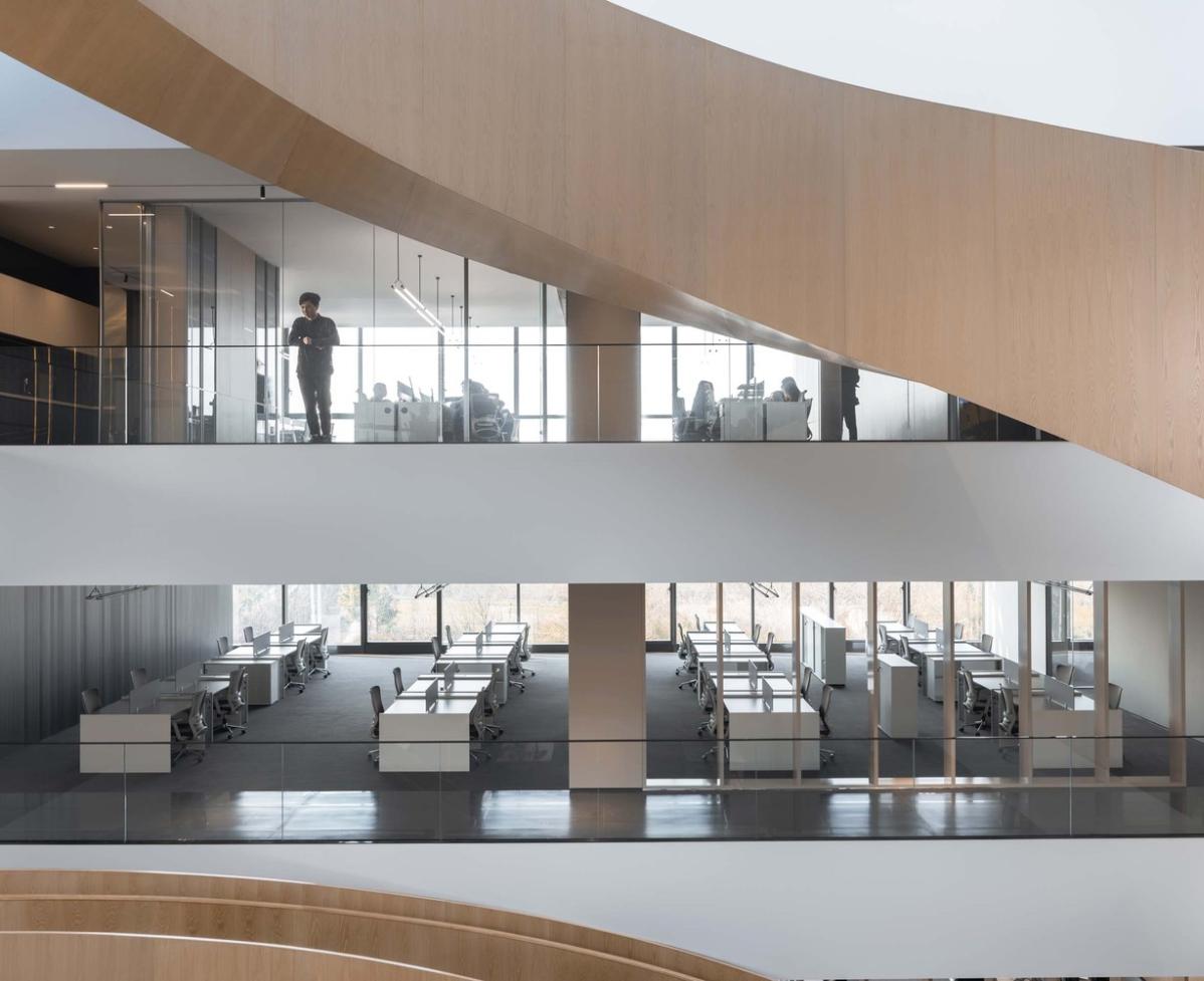 14_開放與半開放的辦公區(qū)Open_and_half-opened_office_areas?吳清山.jpg 14_開放與半開放的辦公區(qū)Open_and_half-opened_office_areas?吳清山.jpg